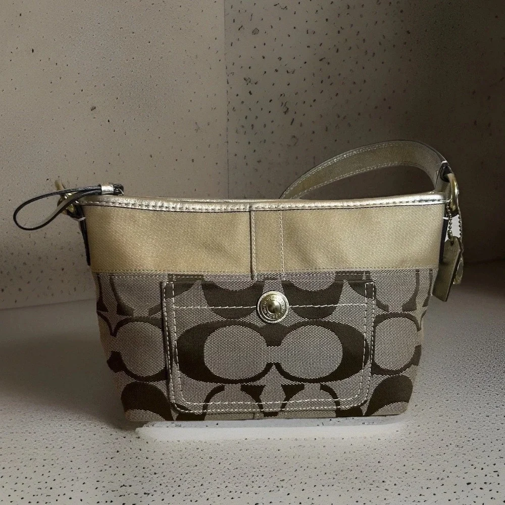 Coach Y2K Signature Canvas Jacquard Baguette 2007 Shoulder Bag/Purse Gold Hardwa